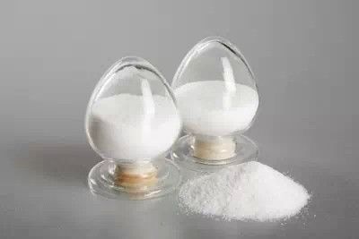 Dioxyde de titane multifonctionnel de 99,99% CAS 13463-67-7 dans le shampooing